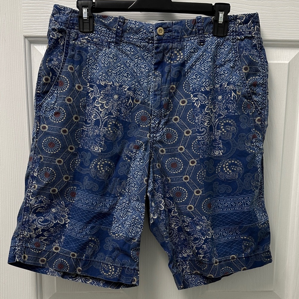 Madison Blue Patterned‎ Flat Front Shorts